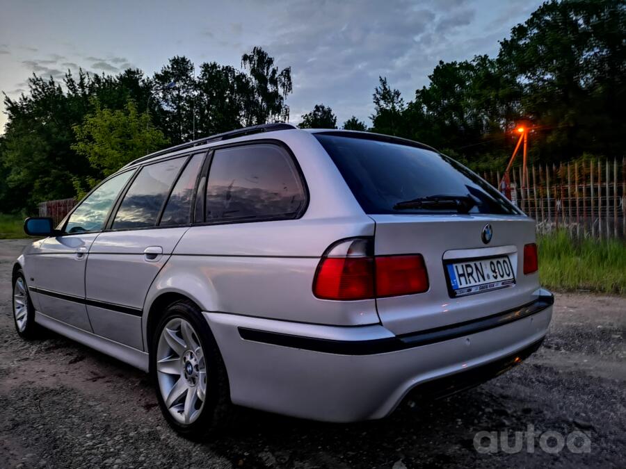 BMW 5 Series E39 Touring wagon