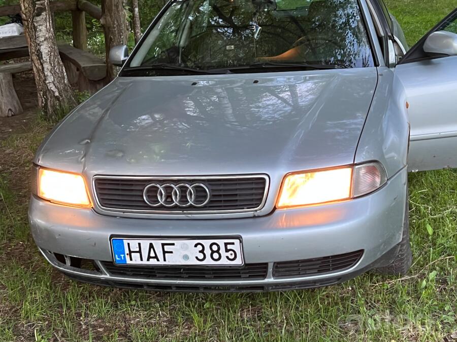 Audi A4 B5 [restyling] Sedan