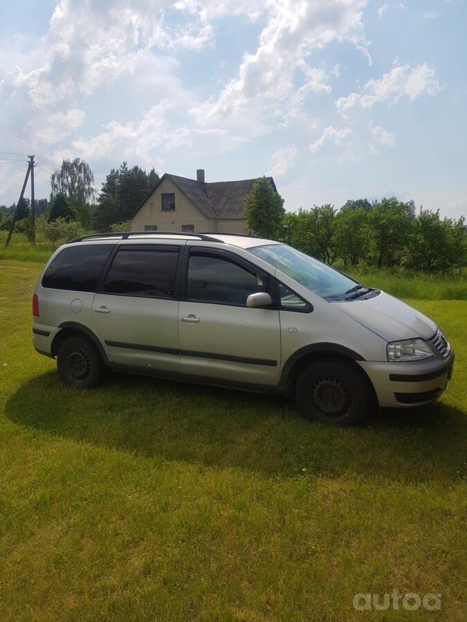 Volkswagen Sharan 1 generation [restyling] Minivan