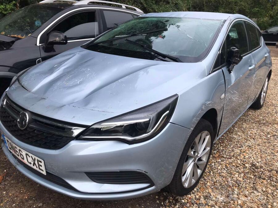 Vauxhall Astra J