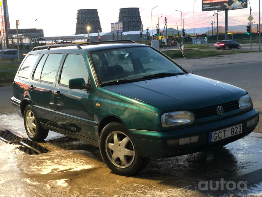 Volkswagen Golf 3 generation wagon