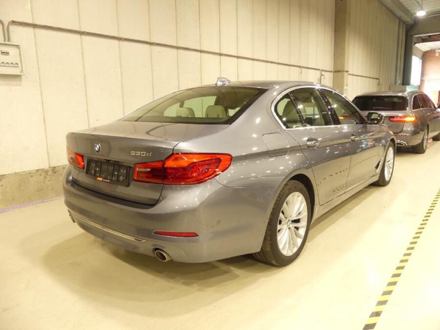 BMW 5 Series F07/F10/F11 [restyling] Touring wagon