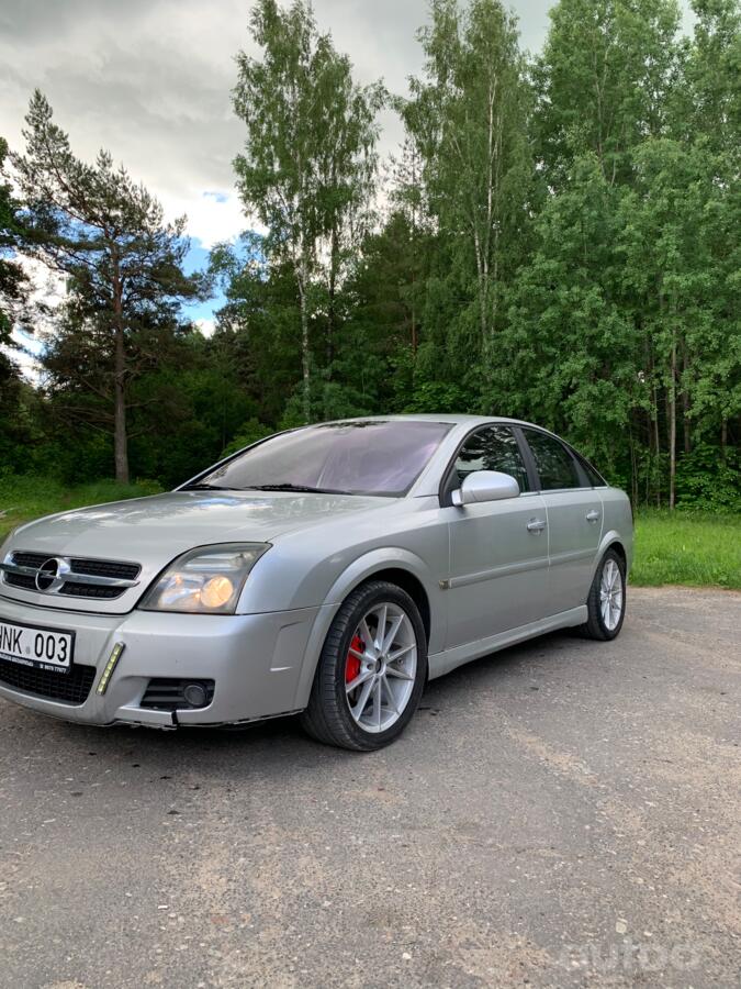 Opel Vectra C GTS hatchback