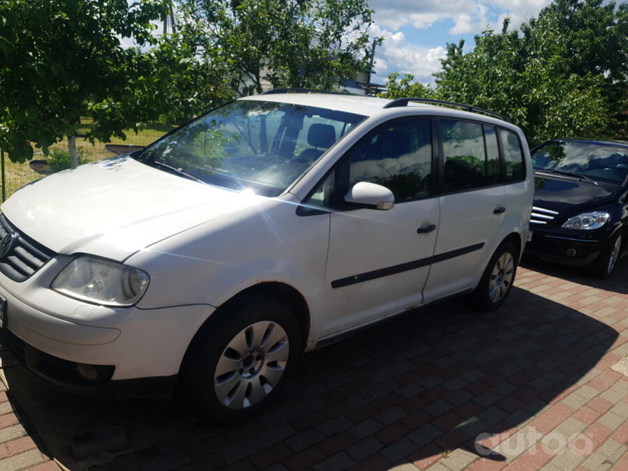 Volkswagen Touran 1 generation Minivan