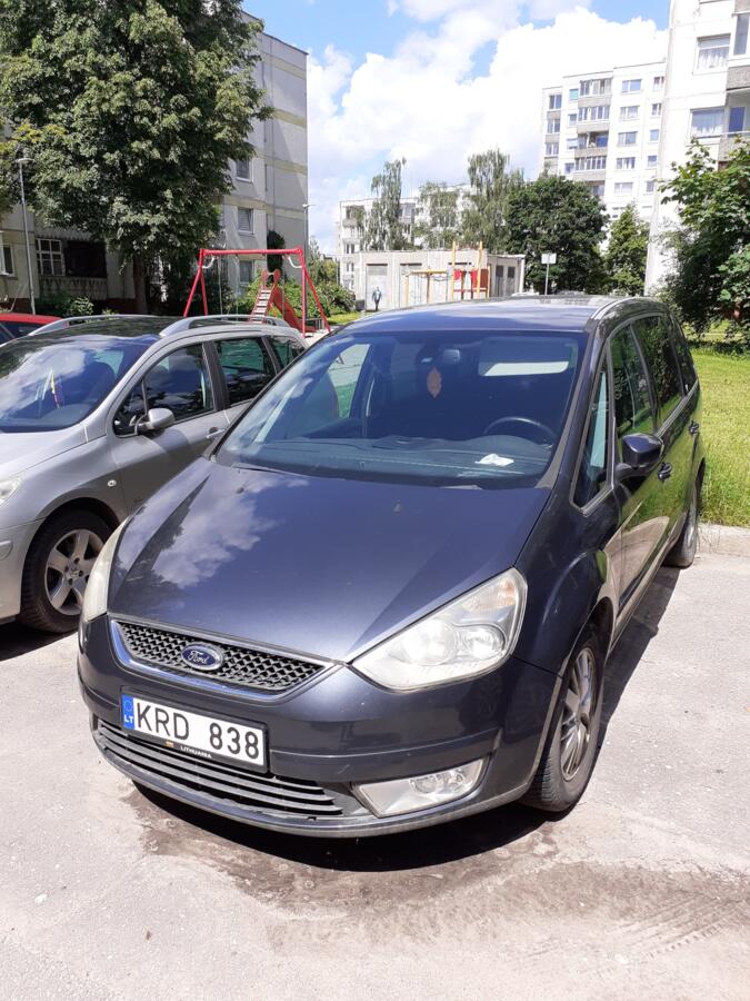 Ford Galaxy 2 generation Minivan