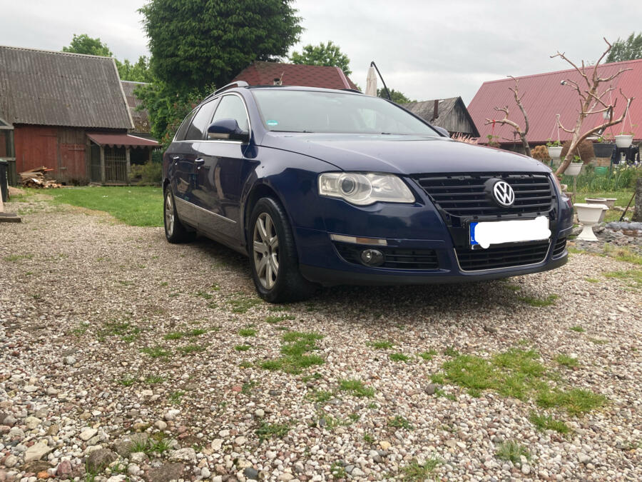 Volkswagen Passat B6 wagon 5-doors