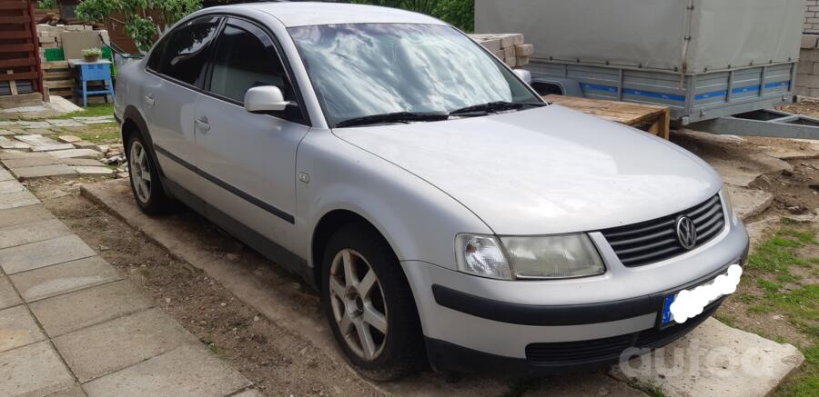 Volkswagen Passat B5 Sedan 4-doors
