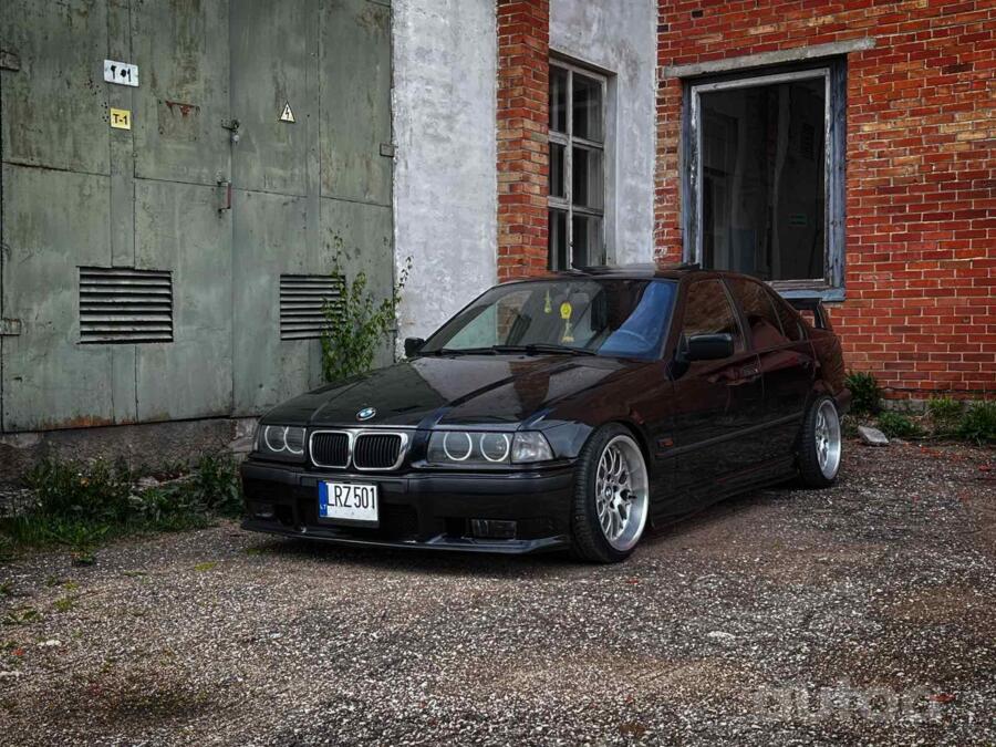 BMW 3 Series E36 Sedan