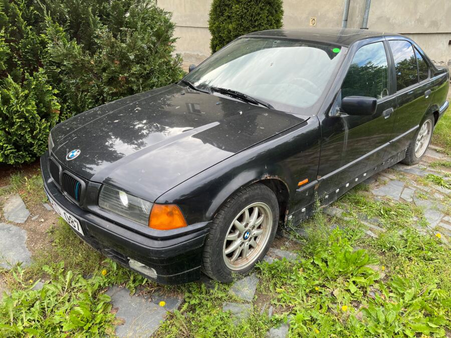 BMW 3 Series E36 Sedan
