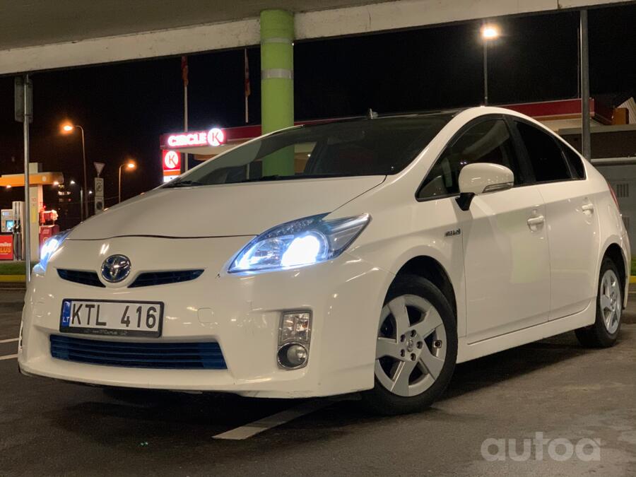 Toyota Prius 3 generation Hatchback 5-doors