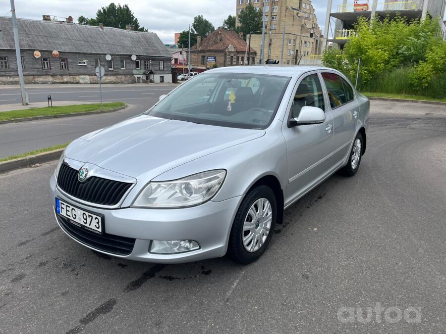 Skoda Octavia 2 generation [restyling] Combi wagon 5-doors