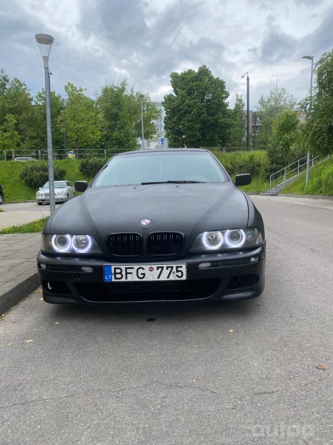 BMW 5 Series E39 Sedan 4-doors