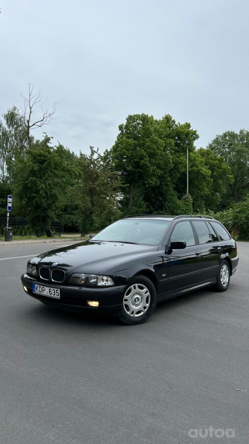 BMW 5 Series E39 Touring wagon