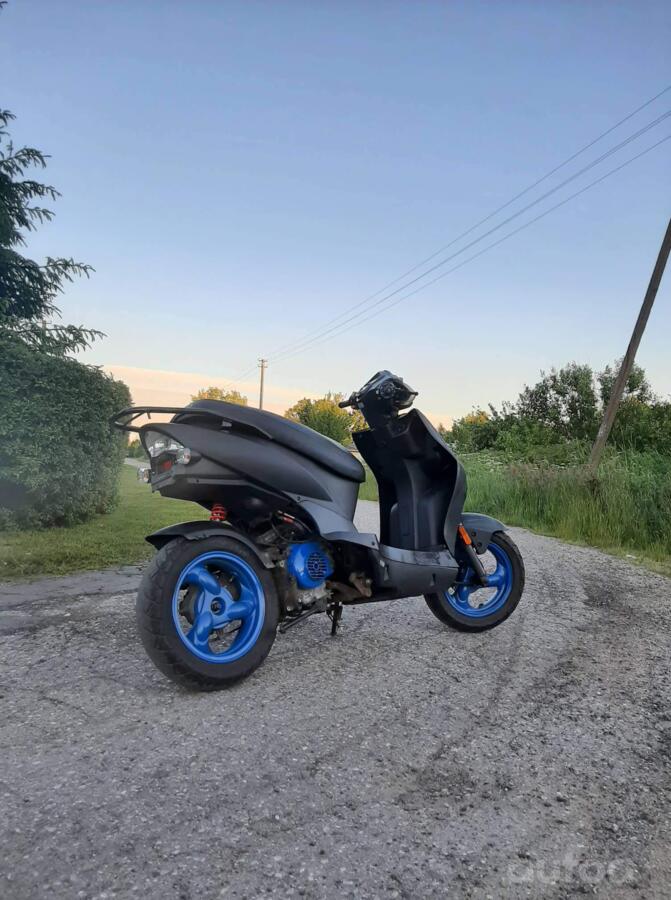 Kymco DJS