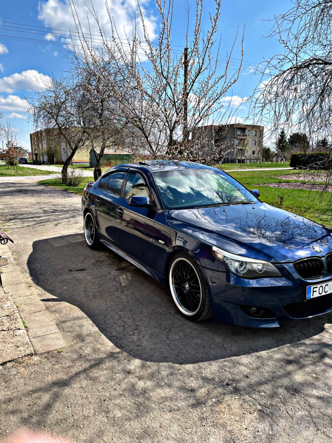 BMW 5 Series E60/E61 Sedan