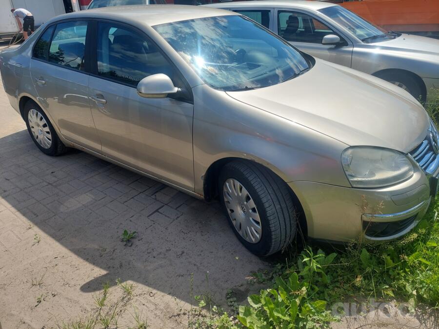 Volkswagen Jetta 5 generation Sedan 4-doors