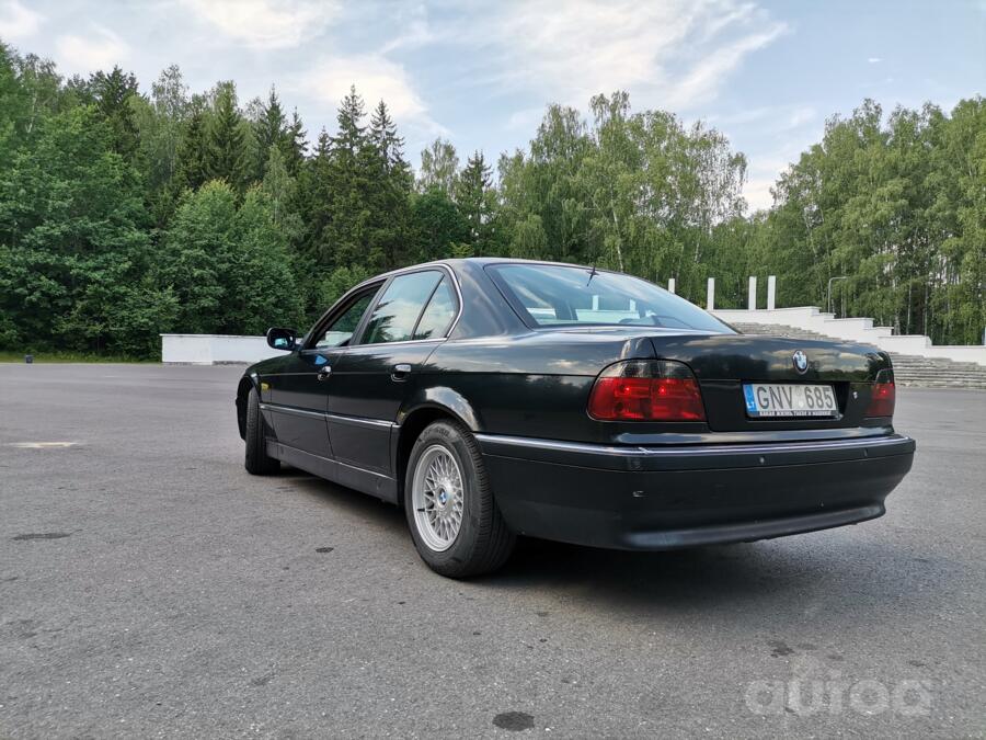 BMW 7 Series E38 Sedan
