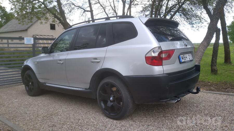 BMW X3 E83 Crossover
