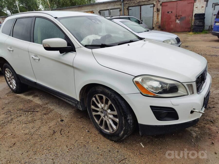 Volvo XC60 1 generation Crossover