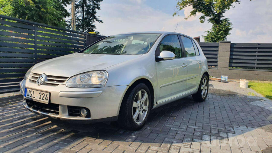 Volkswagen Golf 5 generation Hatchback 5-doors