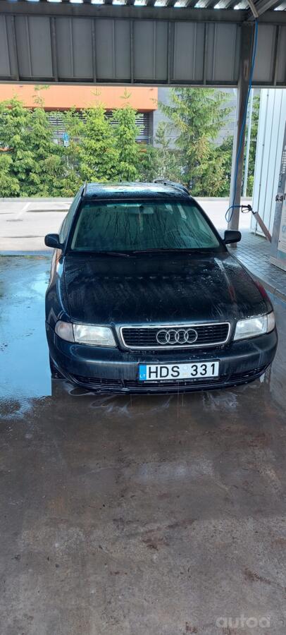 Audi A4 B5 Avant wagon 5-doors