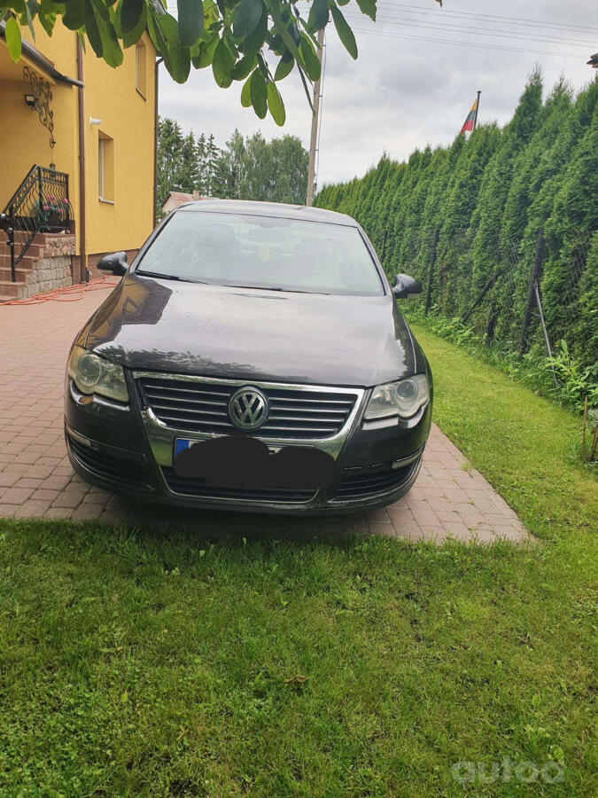 Volkswagen Passat B6 Sedan 4-doors