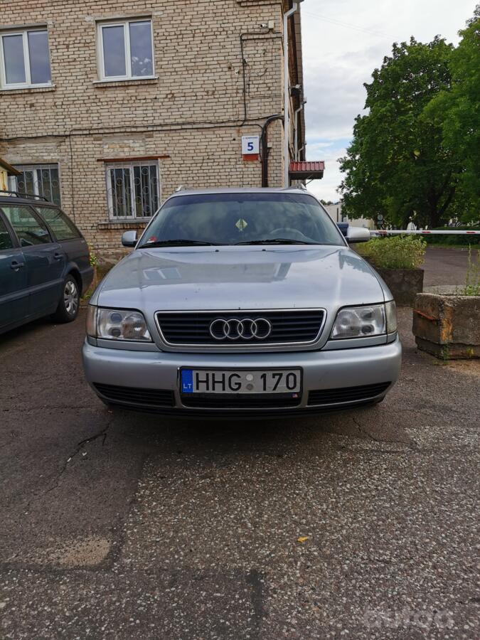 Audi A6 A4/C4 wagon