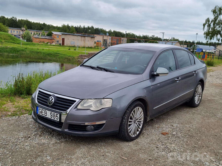 Volkswagen Passat B6 Sedan 4-doors