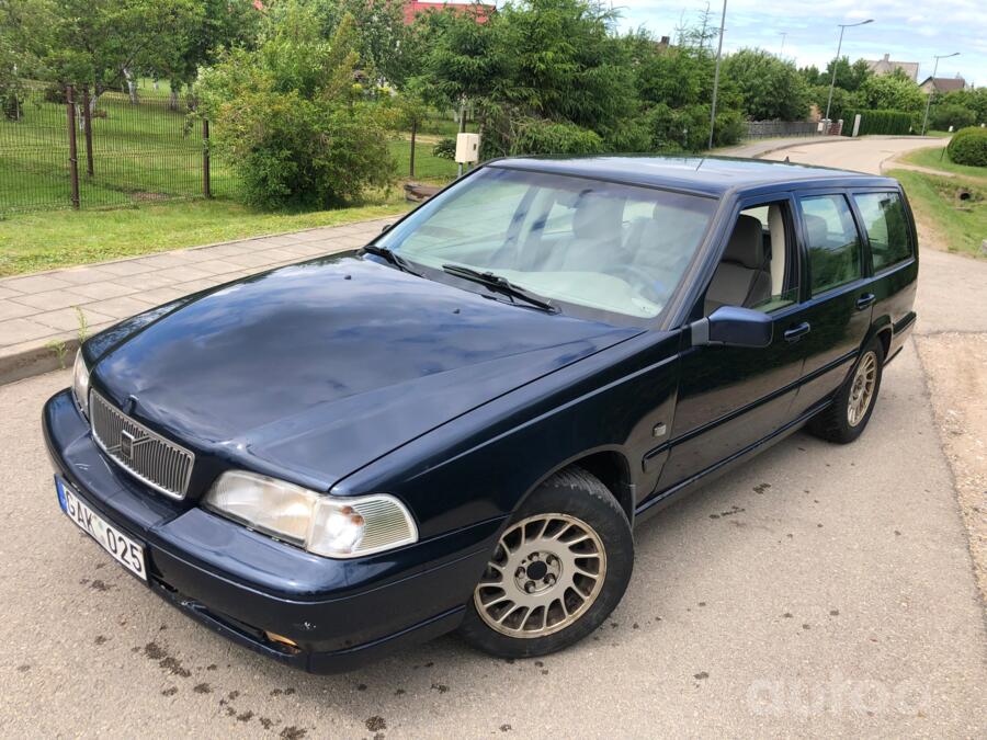 Volvo V70 1 generation wagon