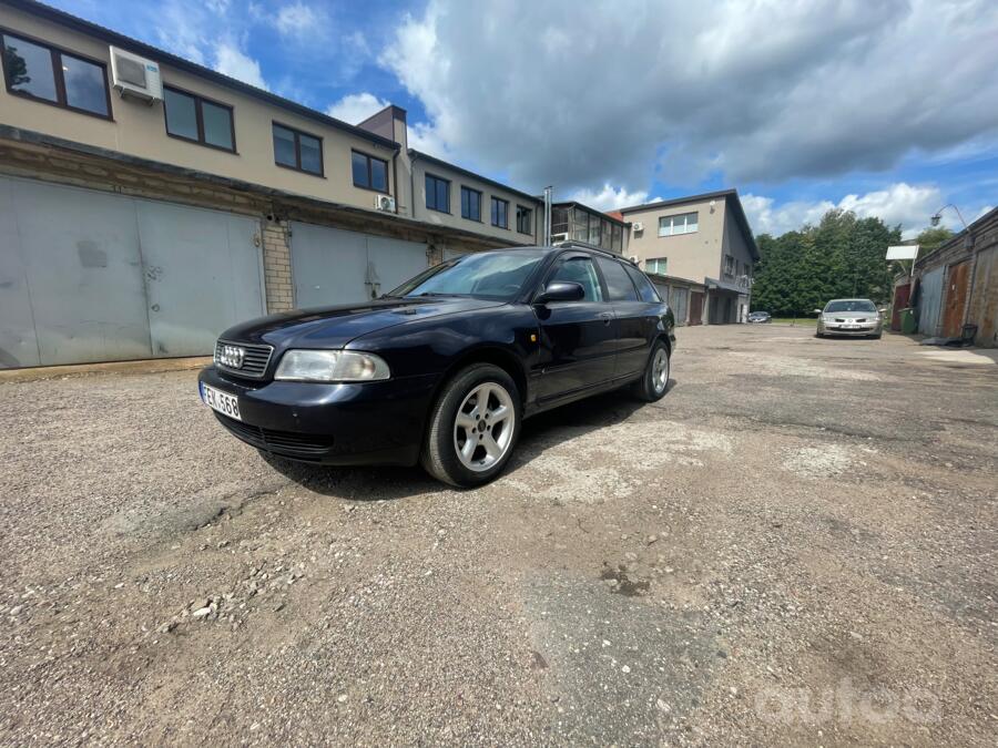 Audi A4 B5 Avant wagon 5-doors