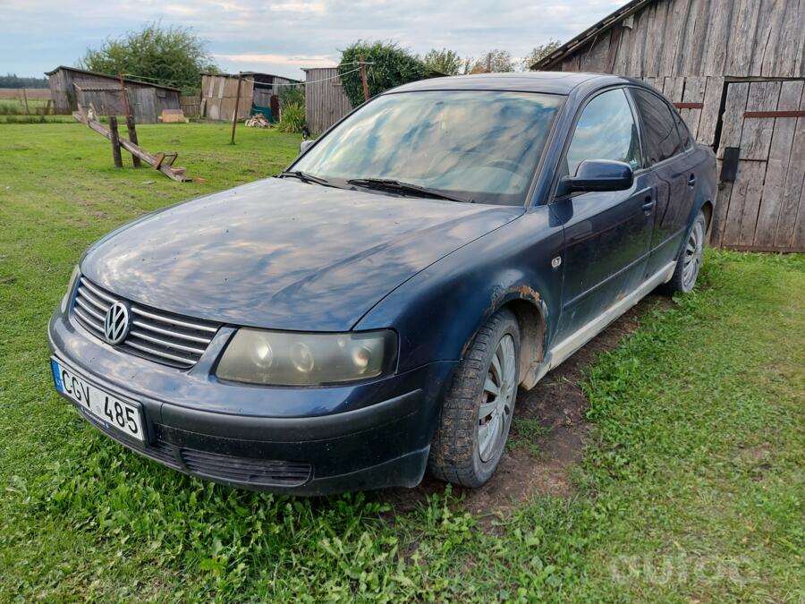 Volkswagen Passat B5 Sedan 4-doors