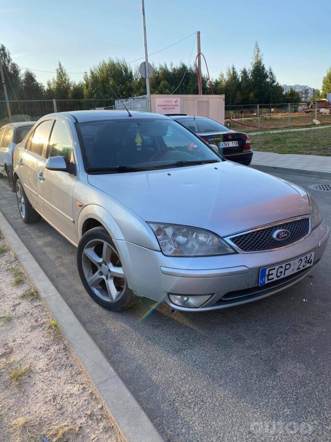 Ford Mondeo 3 generation Liftback