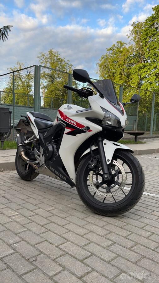 Honda CBR