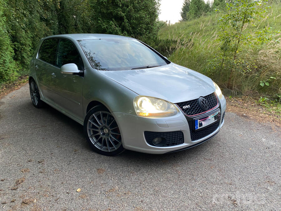 Volkswagen Golf GTI 5 generation