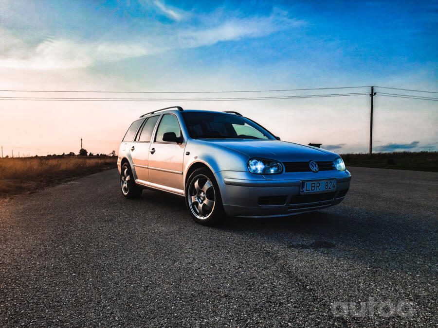 Volkswagen Golf 4 generation wagon