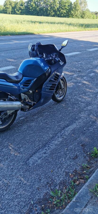 Suzuki RF