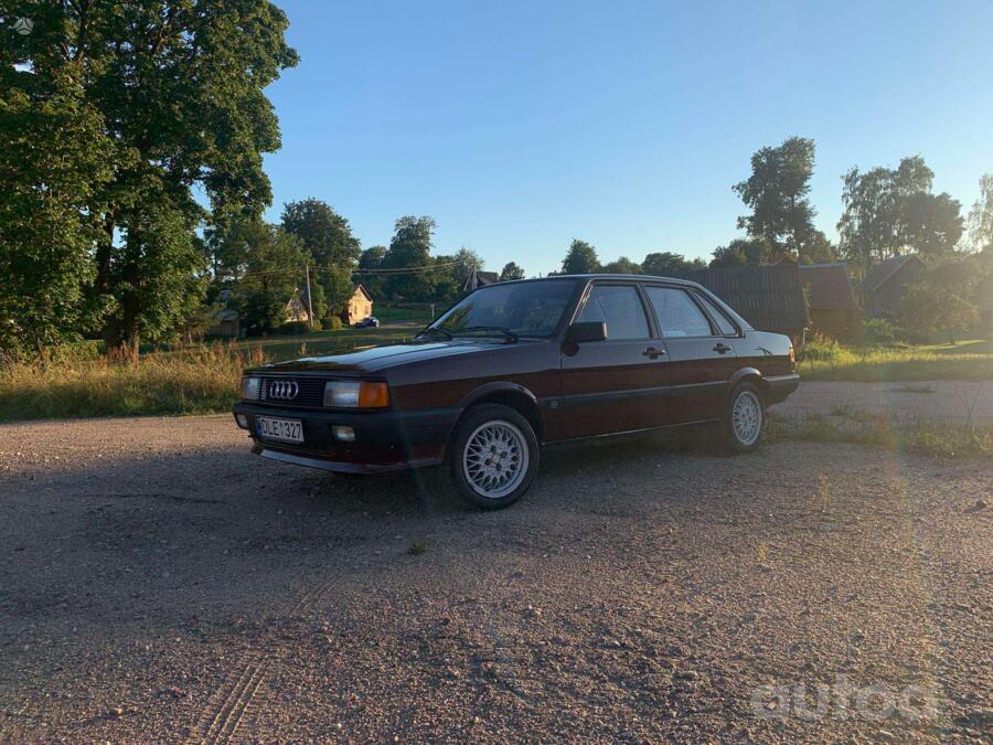 Audi 80 B2 Sedan 4-doors