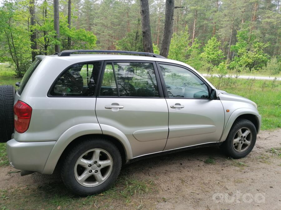 Toyota RAV 4 2 generation (XA20)