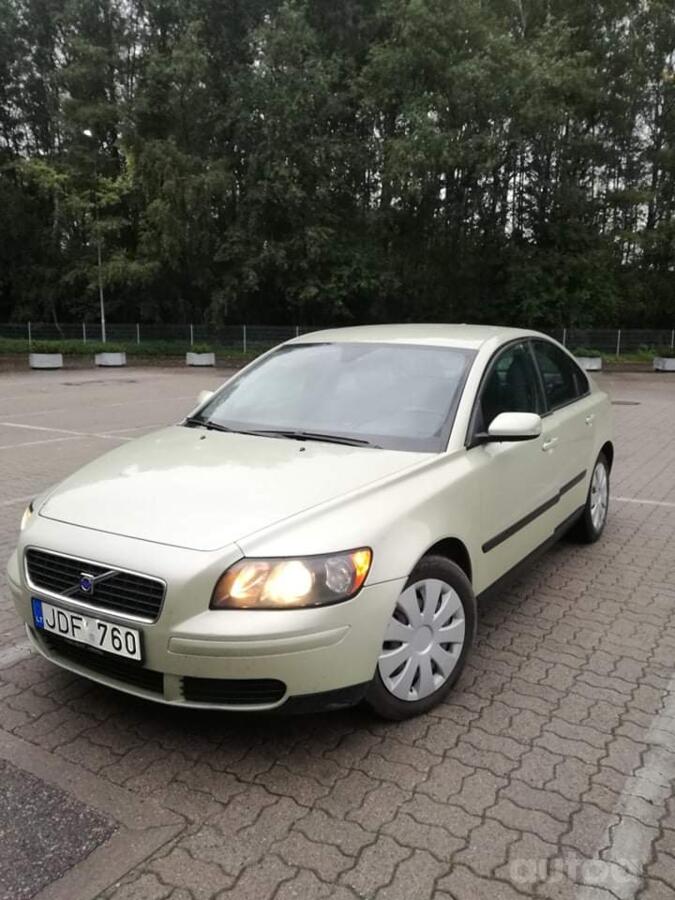 Volvo S40 2 generation Sedan