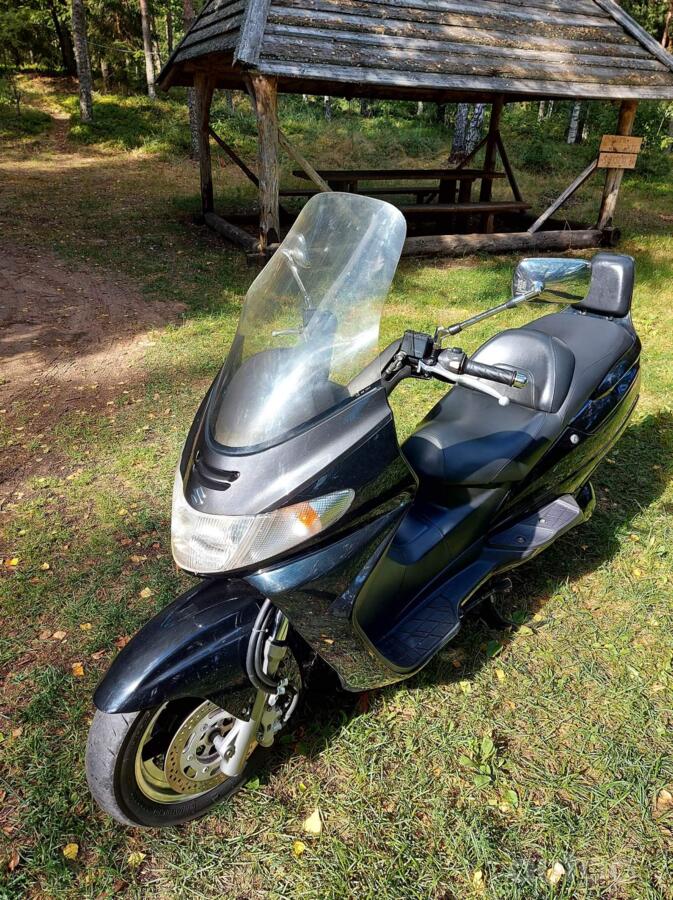 Suzuki Burgman