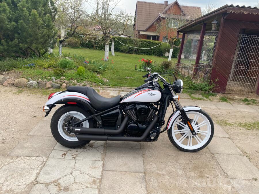 Kawasaki VN 900