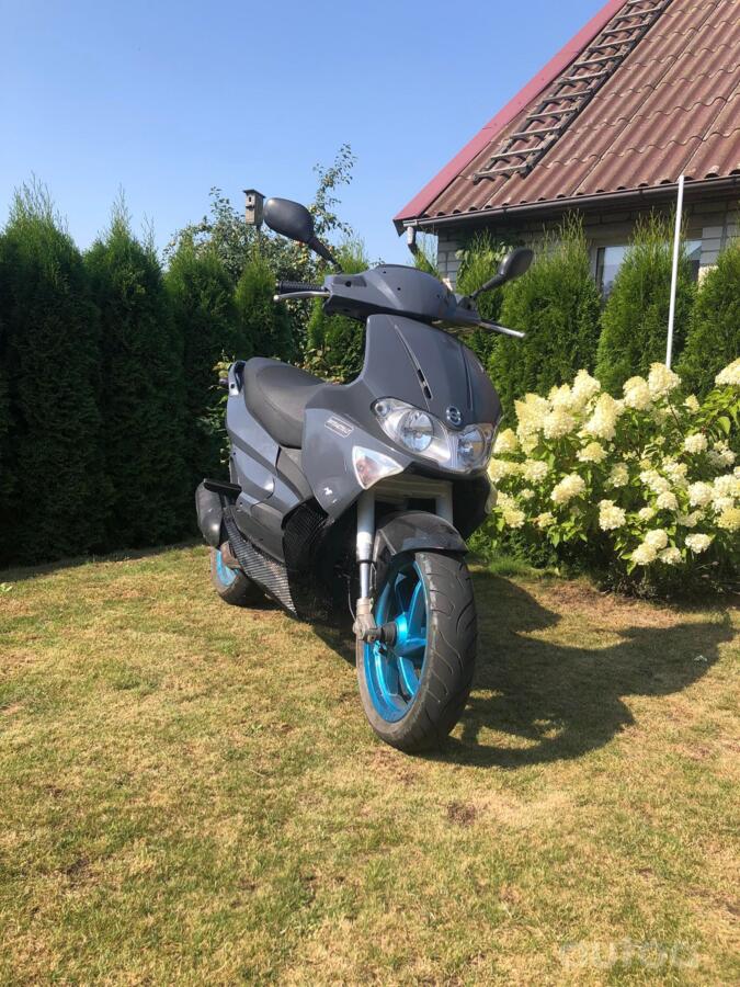 Gilera Runner