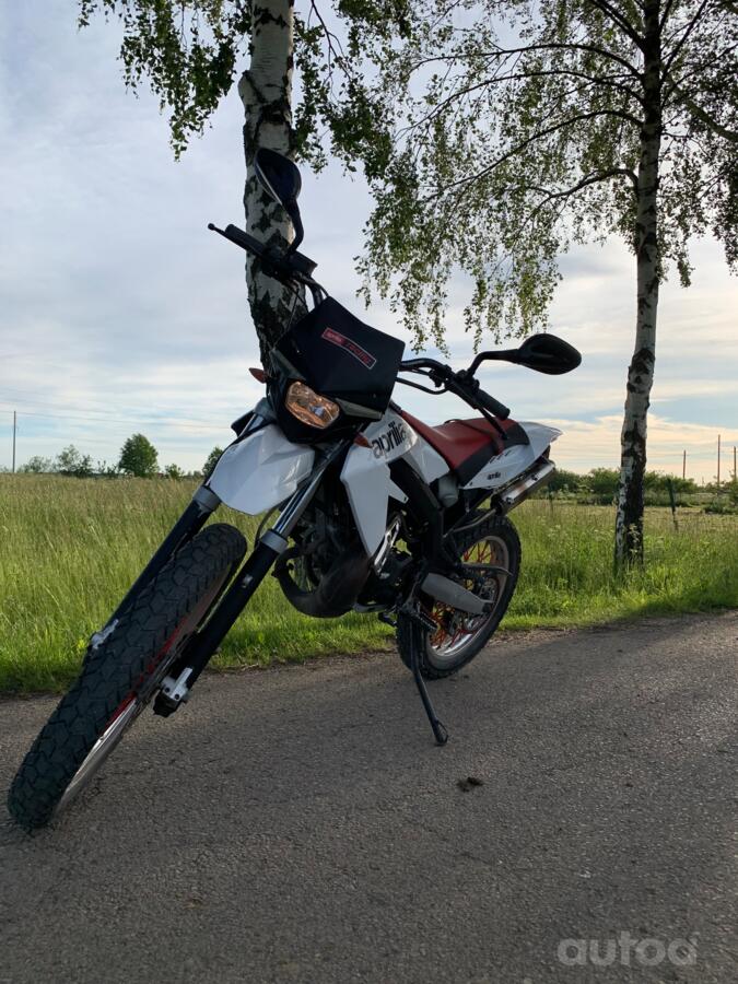 Aprilia SX