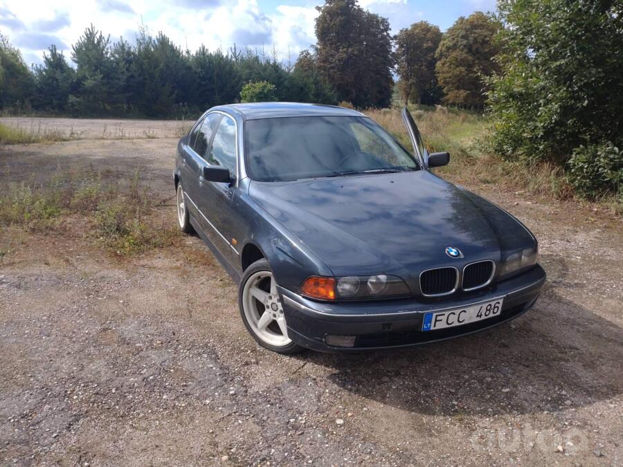 BMW 5 Series E39 Sedan 4-doors