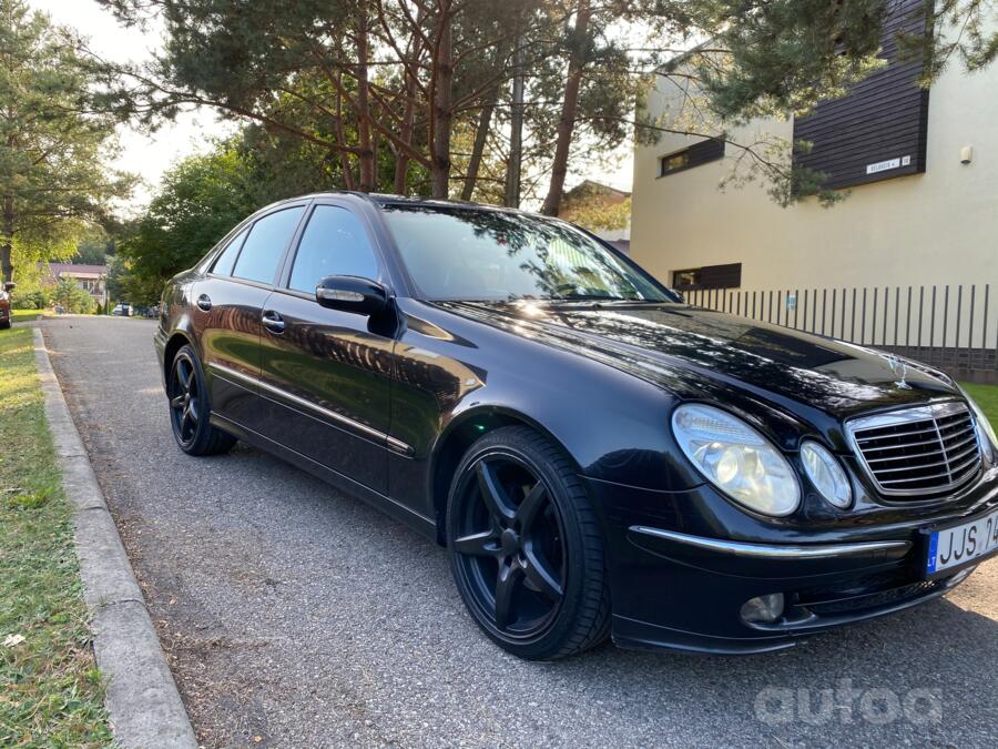 Mercedes-Benz E-Class W211/S211 Sedan 4-doors