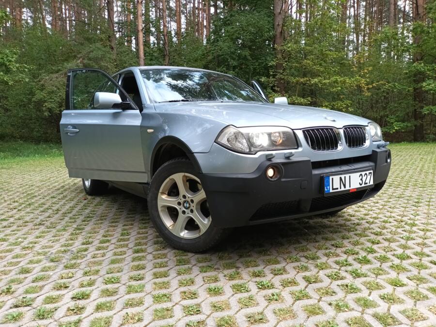 BMW X3 E83 Crossover