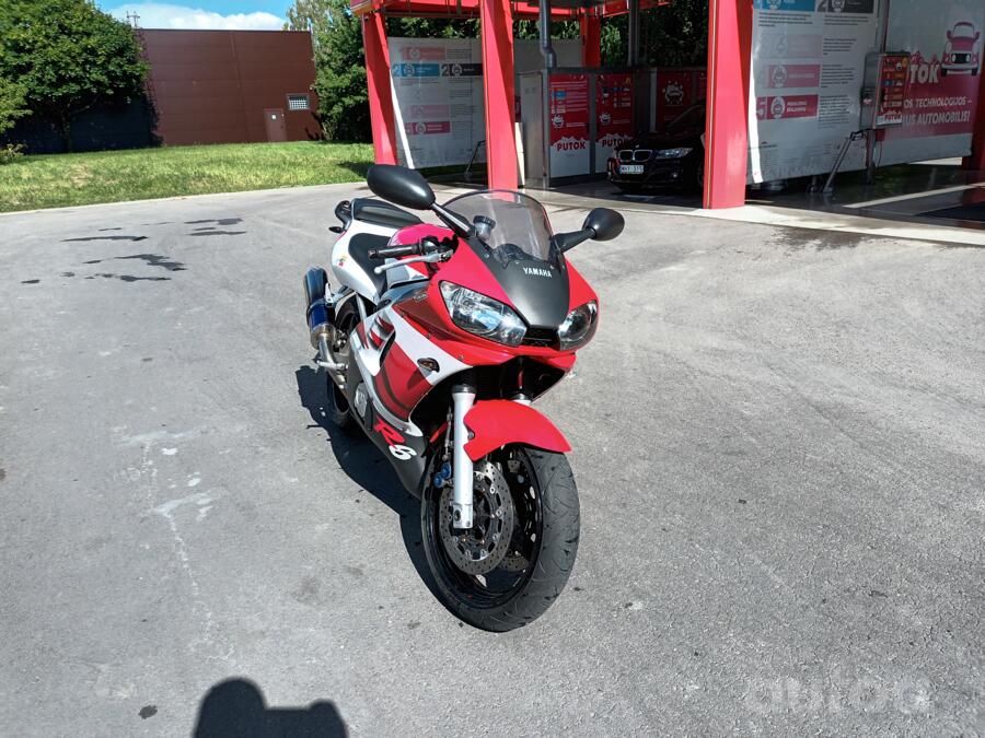 Yamaha YZF