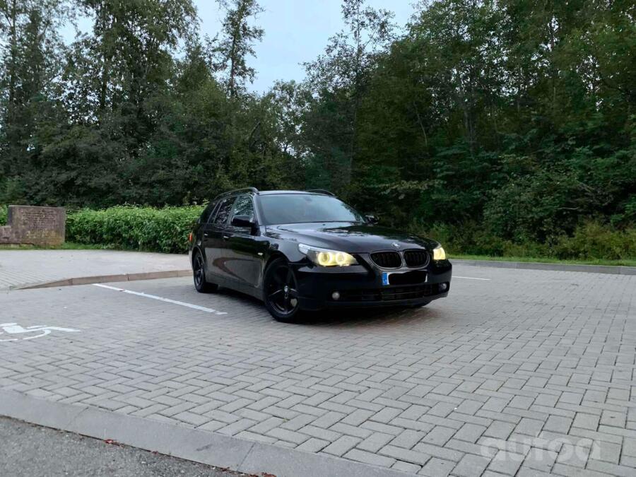 BMW 5 Series E60/E61 Touring wagon