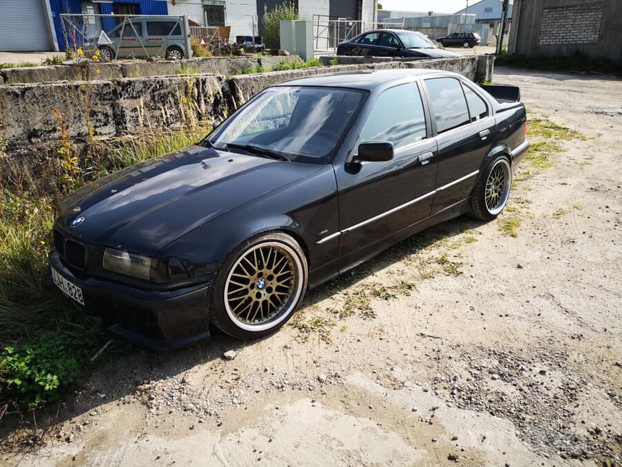 BMW 3 Series E36 Sedan