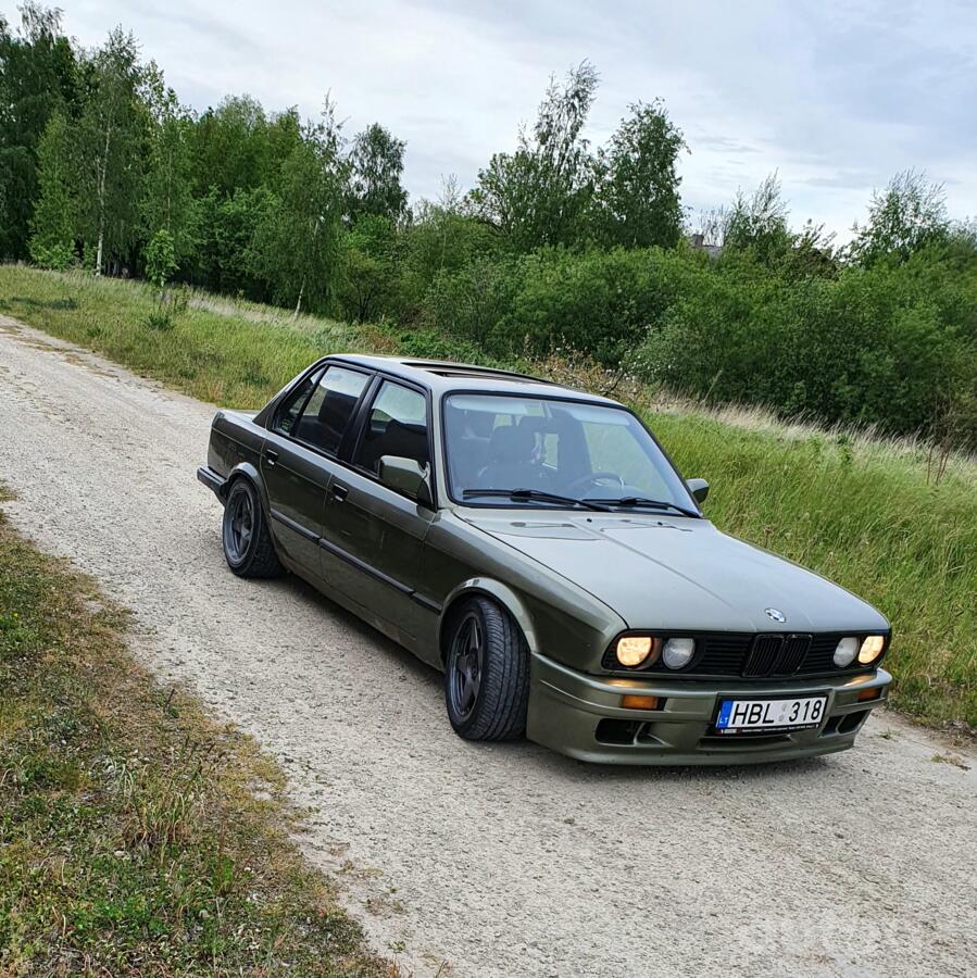 BMW 3 Series E30 Sedan 4-doors